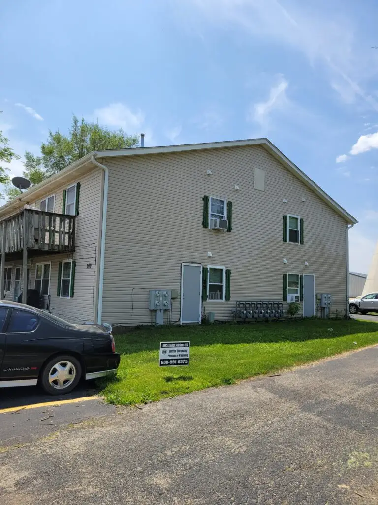 siding cleaning